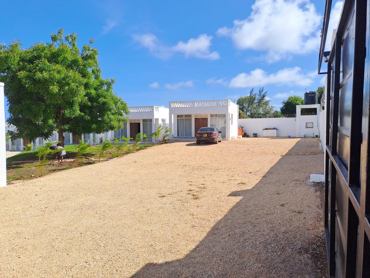 Cave Diani Holiday Apartments Діані-Біч Екстер'єр фото