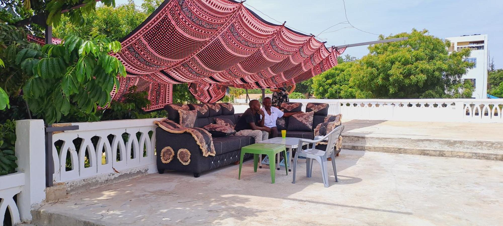 Cave Diani Holiday Apartments Діані-Біч Екстер'єр фото